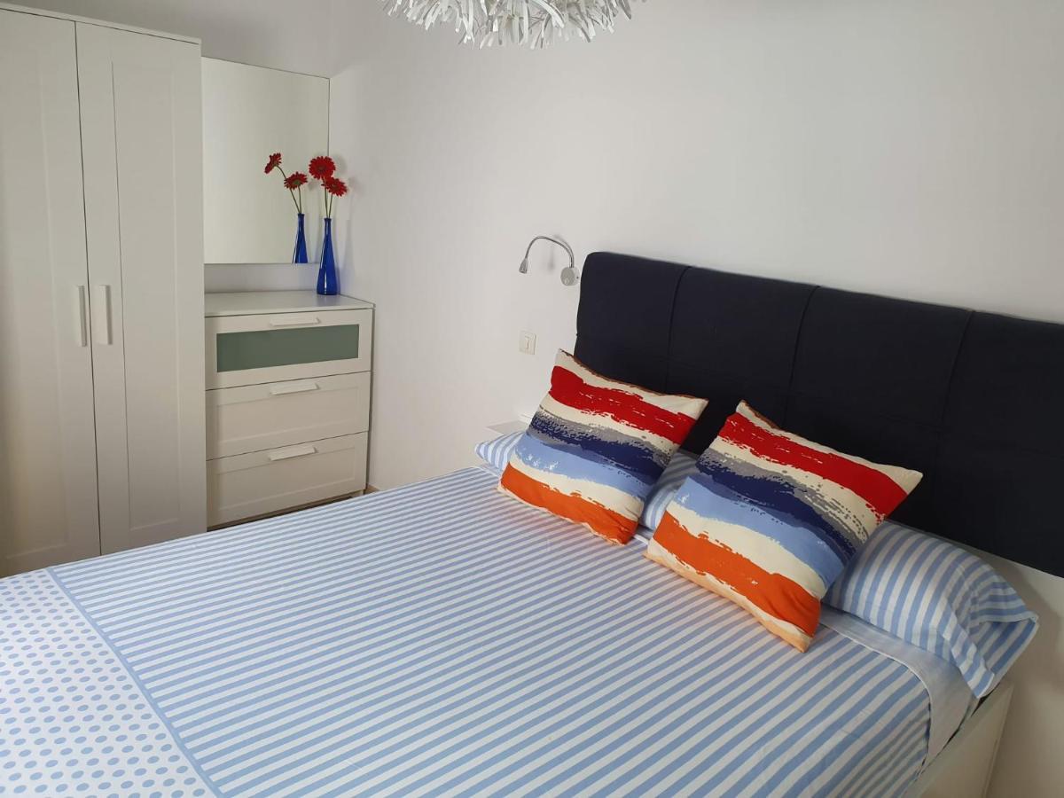 Apartamento Calas Puerto De Naos Exterior photo